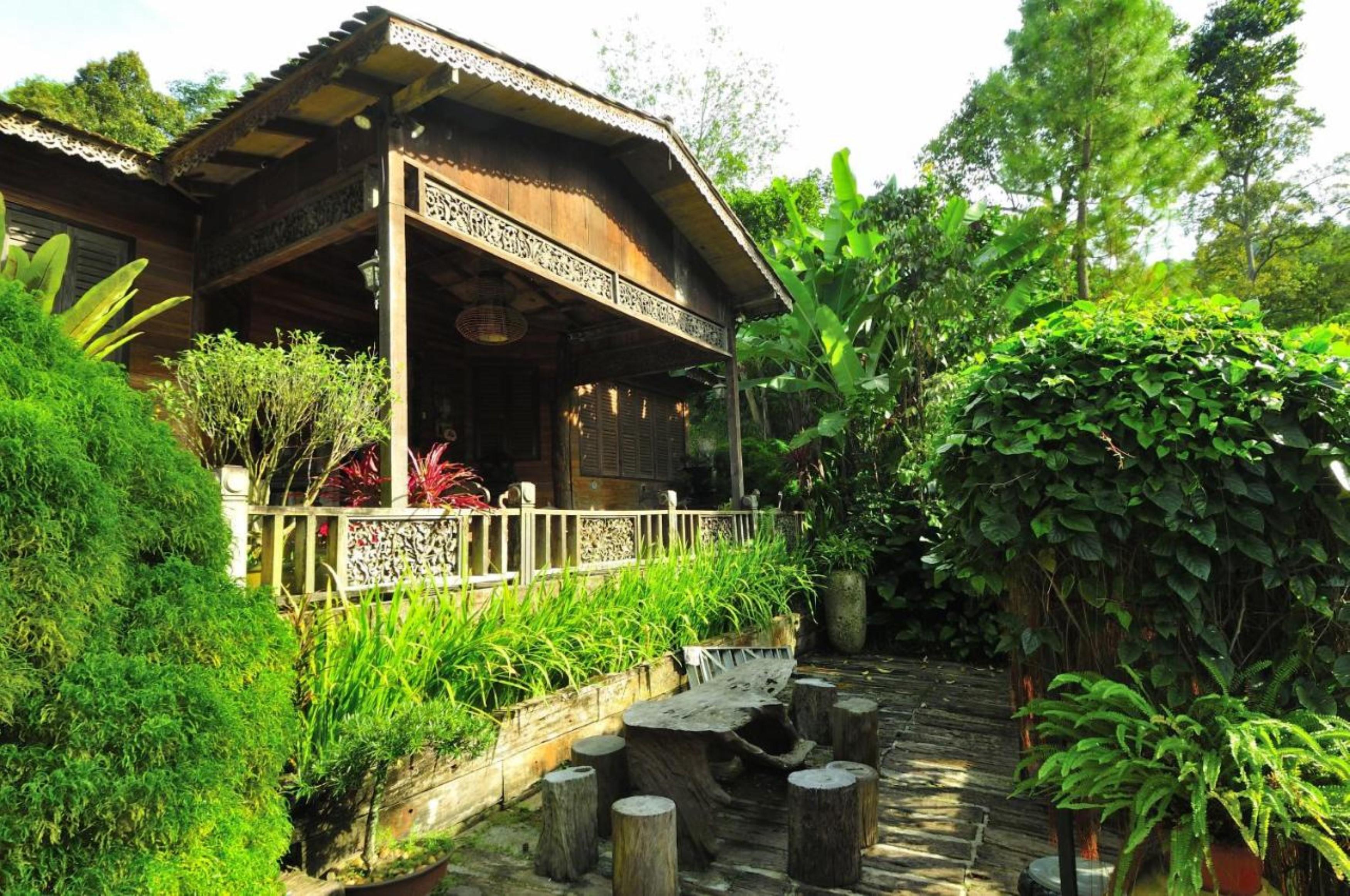 Fig Tree Hills Resort Bayan Lepas Esterno foto